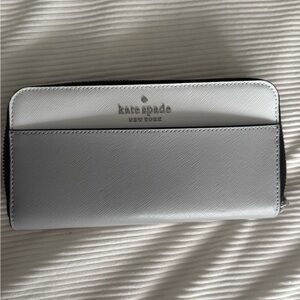 Kate Spade Silver Wallet